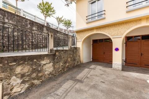 Maison Centre Ville + Garage Argelès-Gazost Buitenkant foto